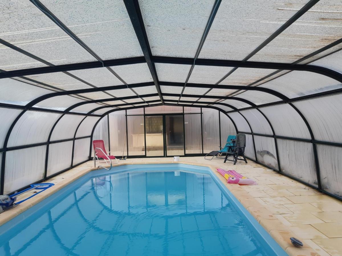 Maison A La Campagne Avec Piscine Flayat Kültér fotó