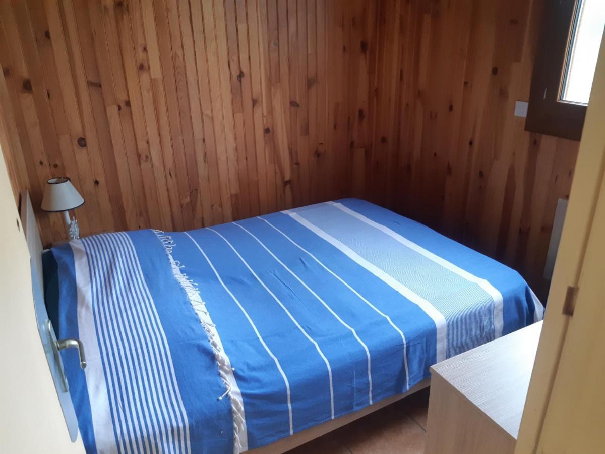Maison A La Campagne Avec Piscine Flayat Kültér fotó